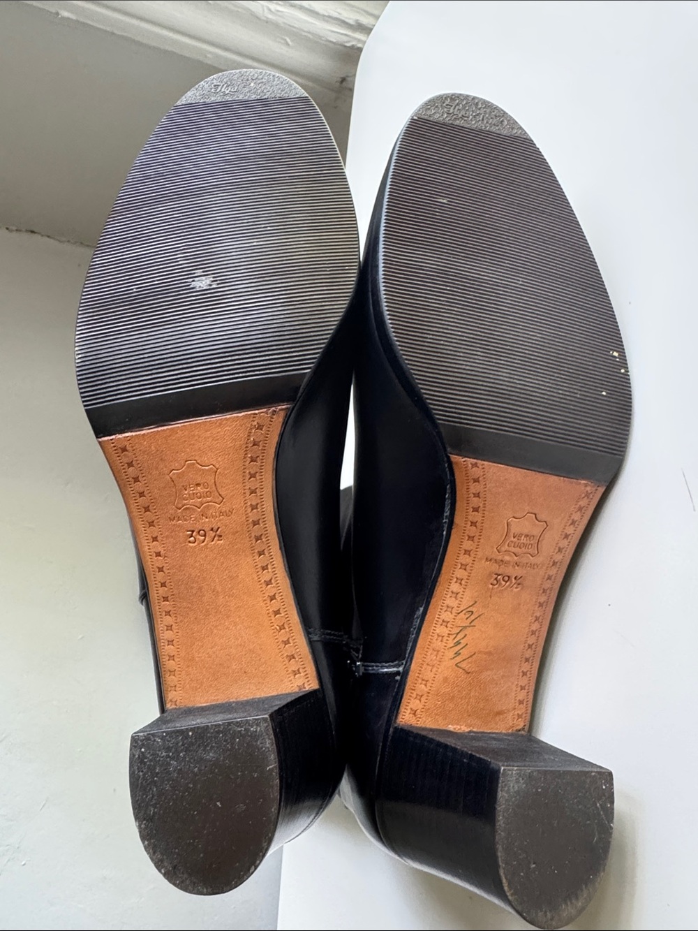 Vintage Delman Black Knee-High Leather Boots with Low Heel - Size 39.5 - Picture 6 of 11